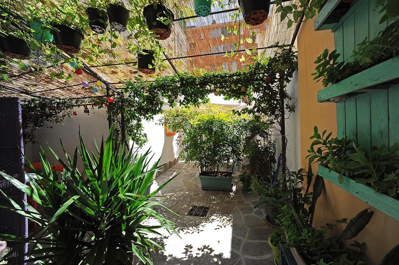 Cozy With Garden In Lingotto Area Turín